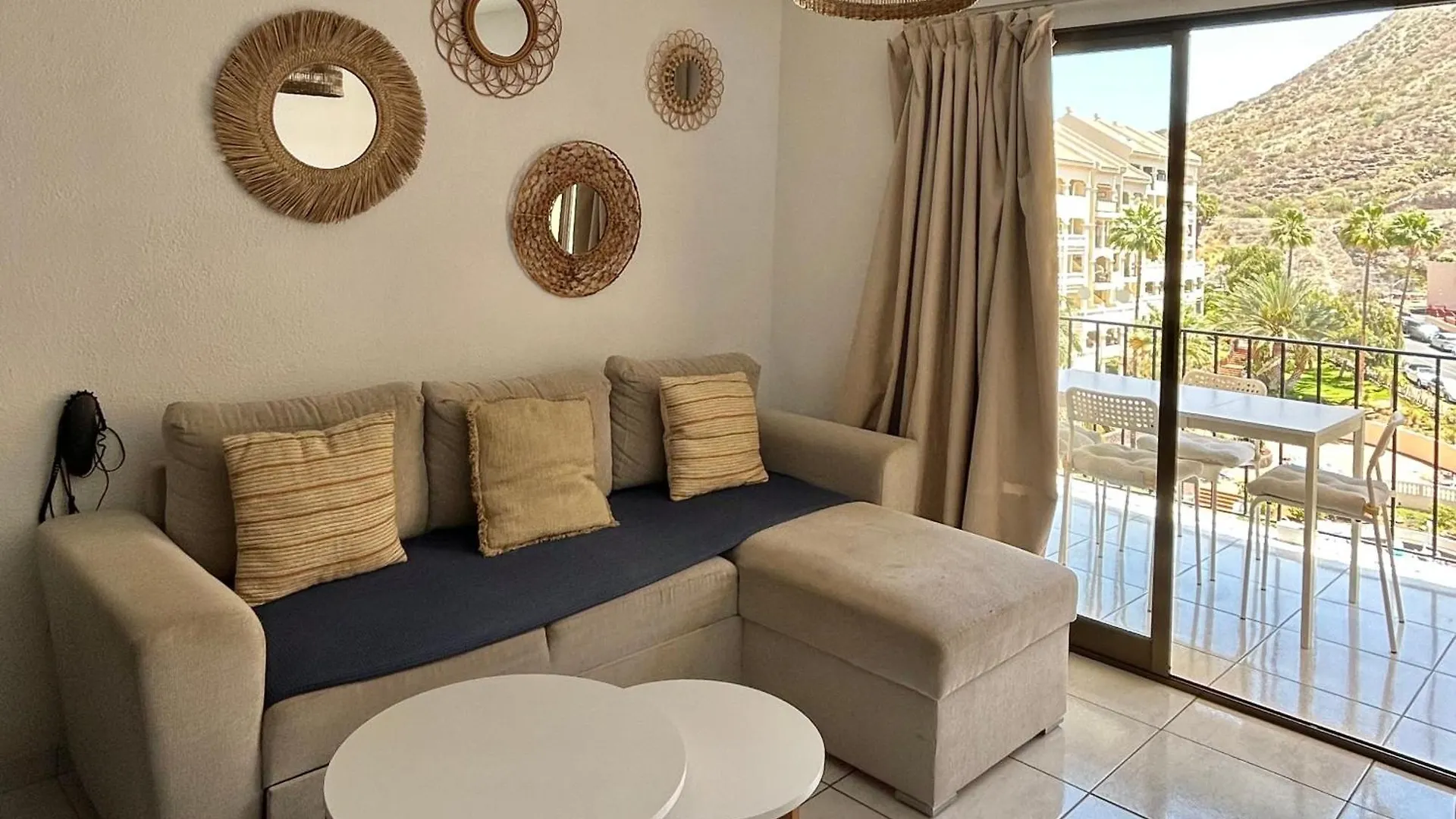 Appartamento Pool View 2 Bed Duplex In Castle Harbourc204 Los Cristianos  Spagna